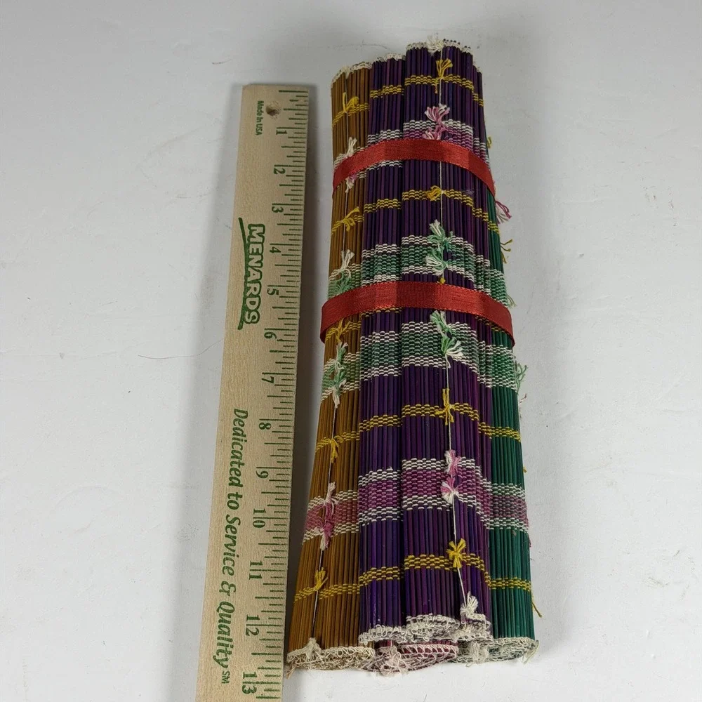 Set of 4 Bamboo Placemats Multi-Color Striped Rollable Dining Mats F-16